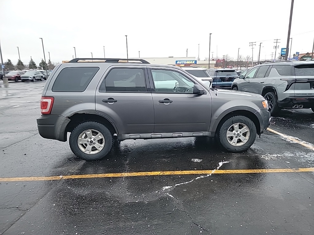 2010 Ford Escape XLT's photo