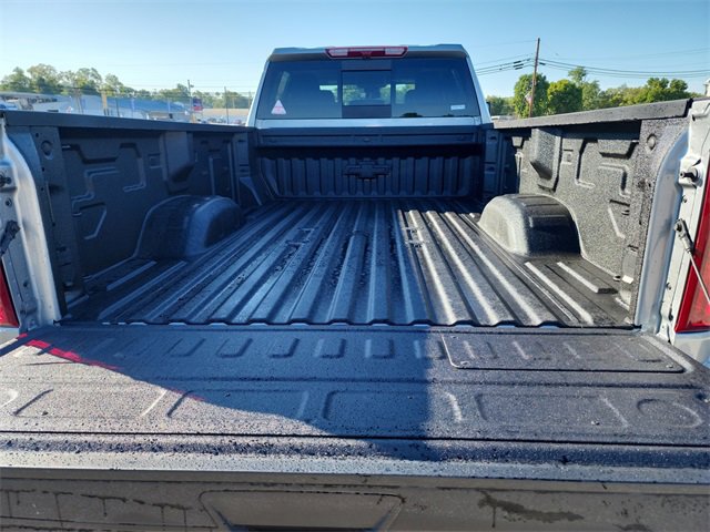2026 Chevrolet Silverado 3500HD LT photo 13