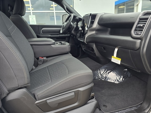 2025 Ram 2500 Tradesman photo 9