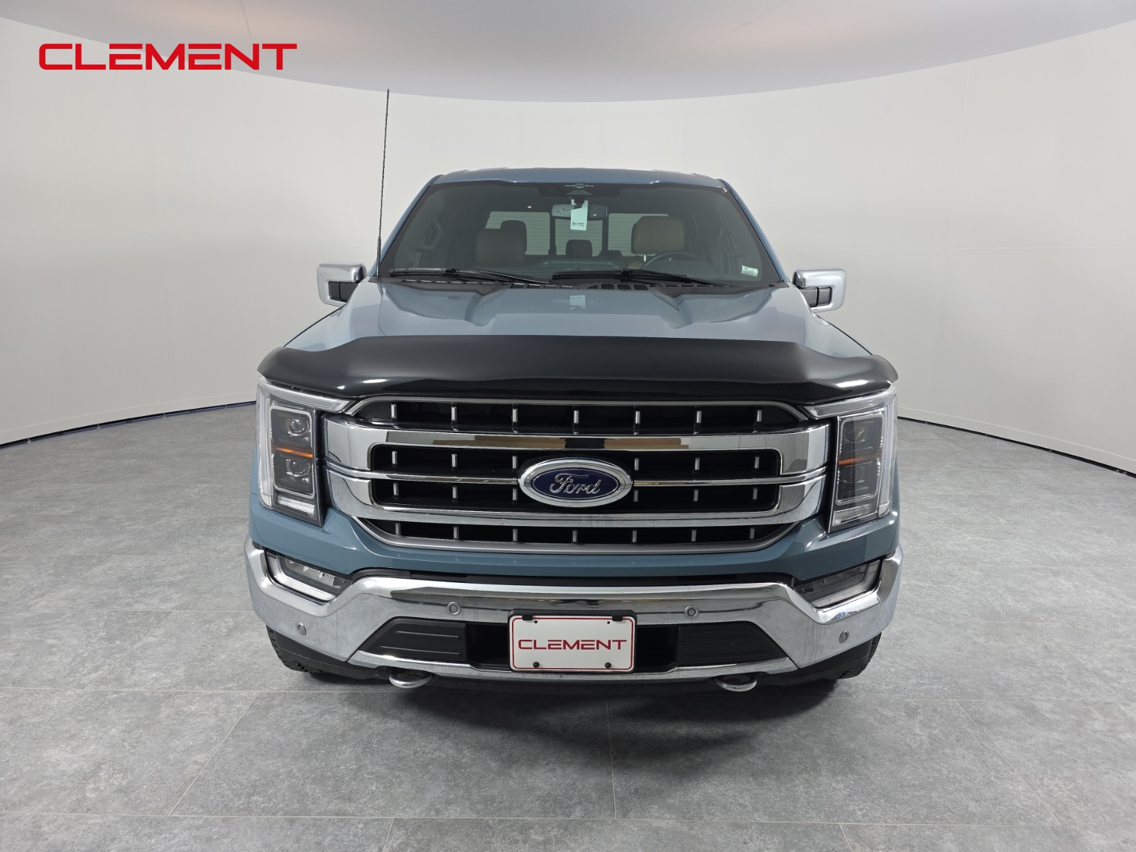 2023 Ford F-150 Lariat photo 2