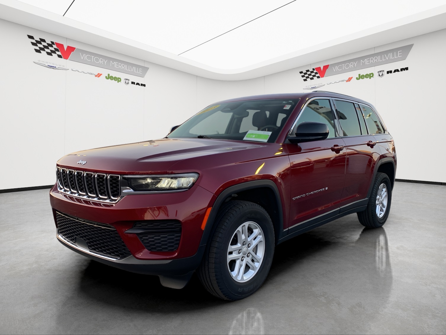 2023 Jeep Grand Cherokee Laredo