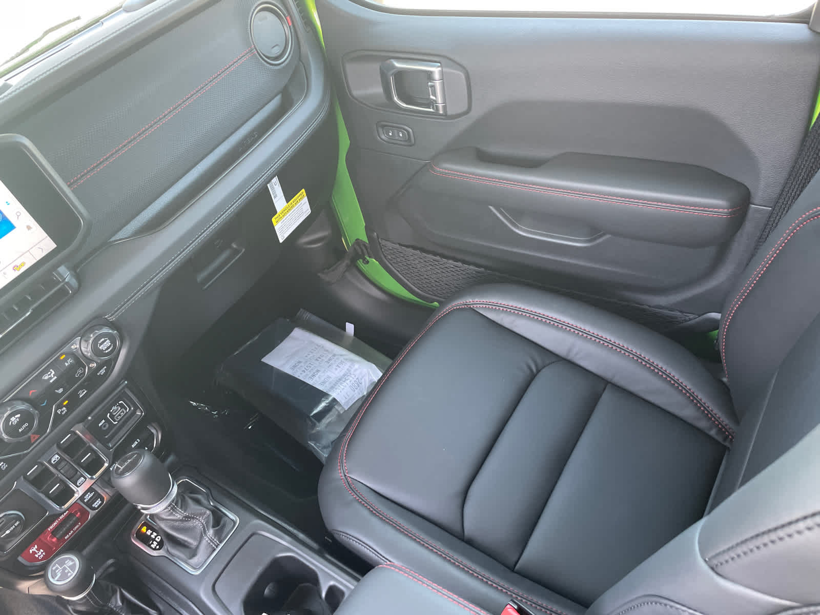 2025 Jeep Gladiator Rubicon photo 16