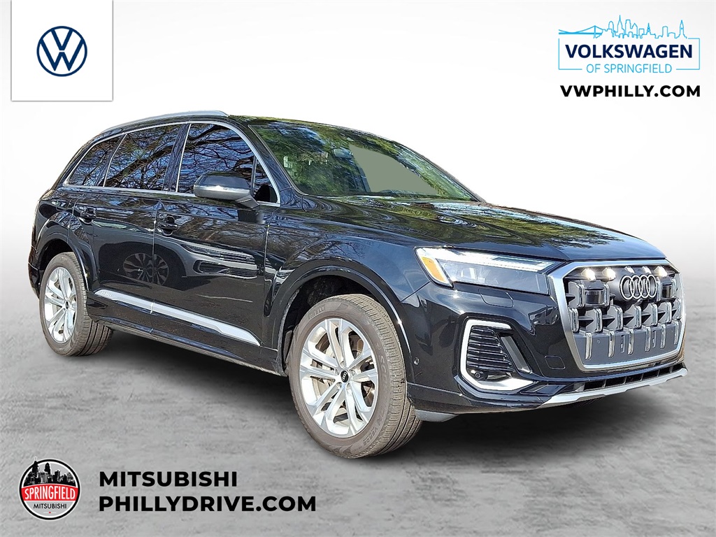 2025 Audi Q7 Premium's photo