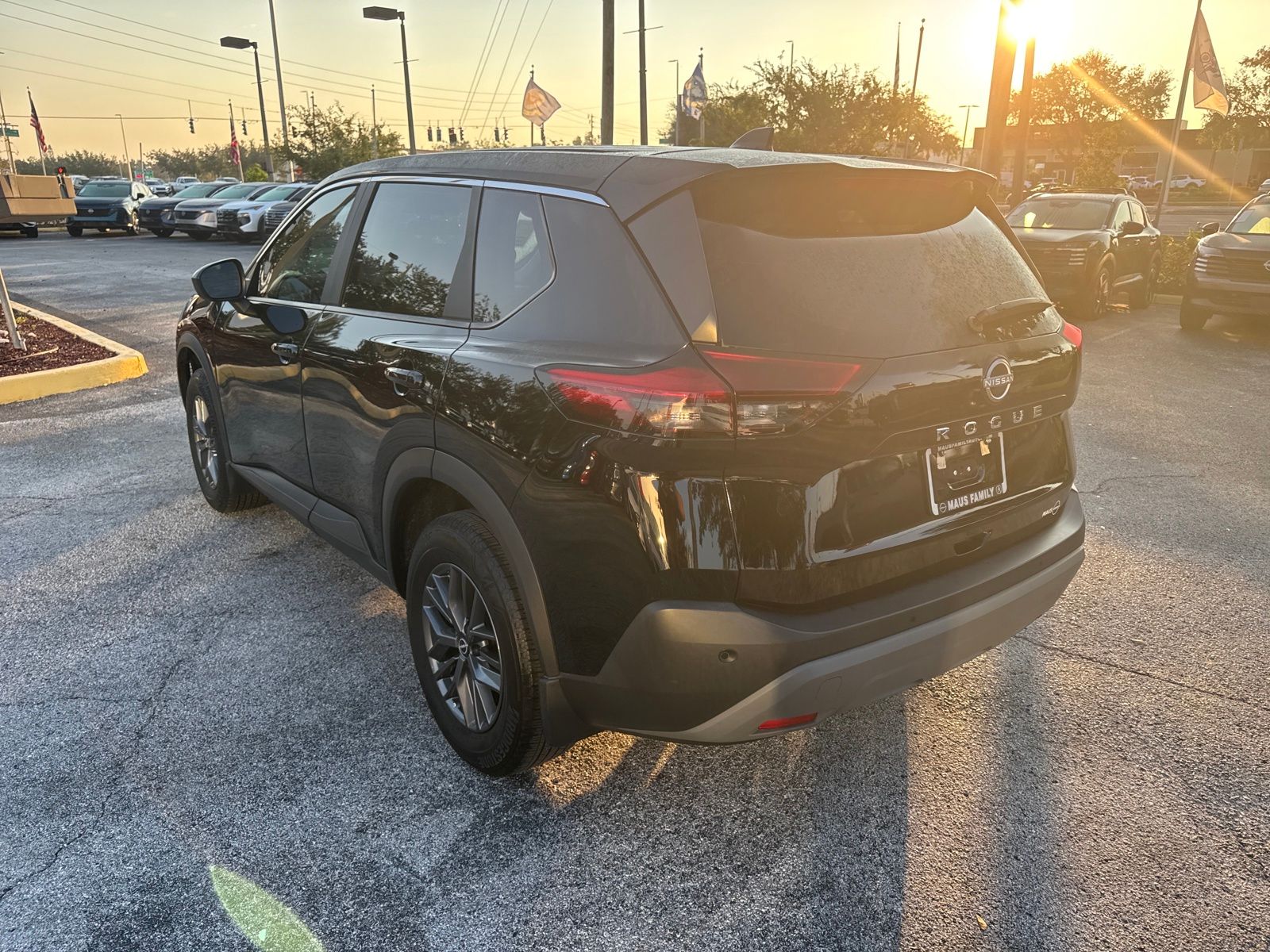 2023 Nissan Rogue S photo 6