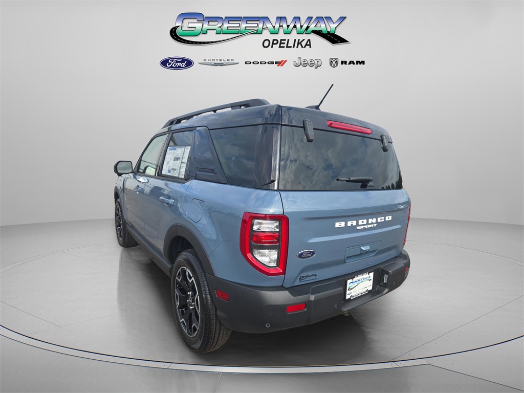 2025 Ford Bronco Sport Outer Banks photo 2