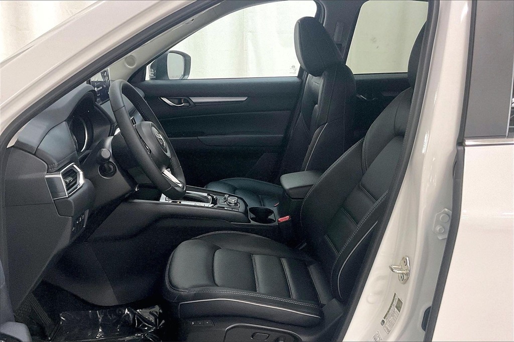 2025 MAZDA CX-5 - Image 8