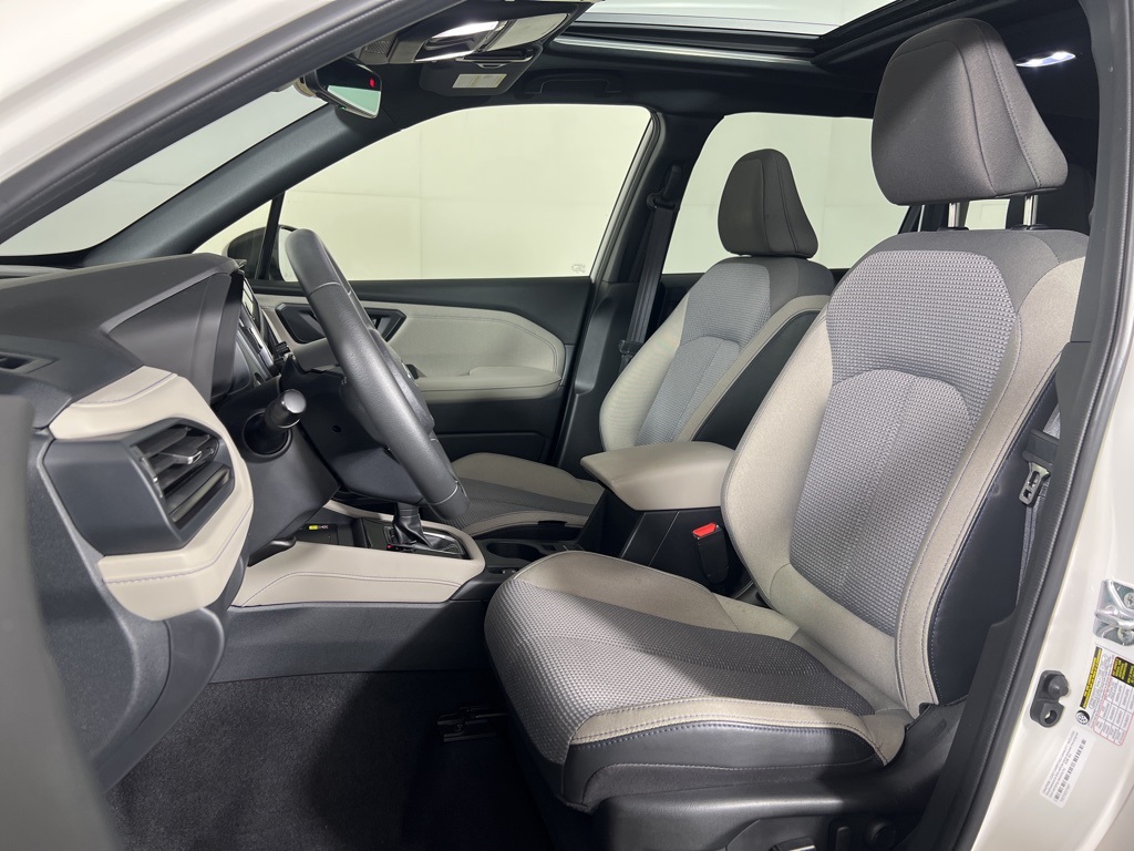 2025 Subaru Forester Premium Base photo 12