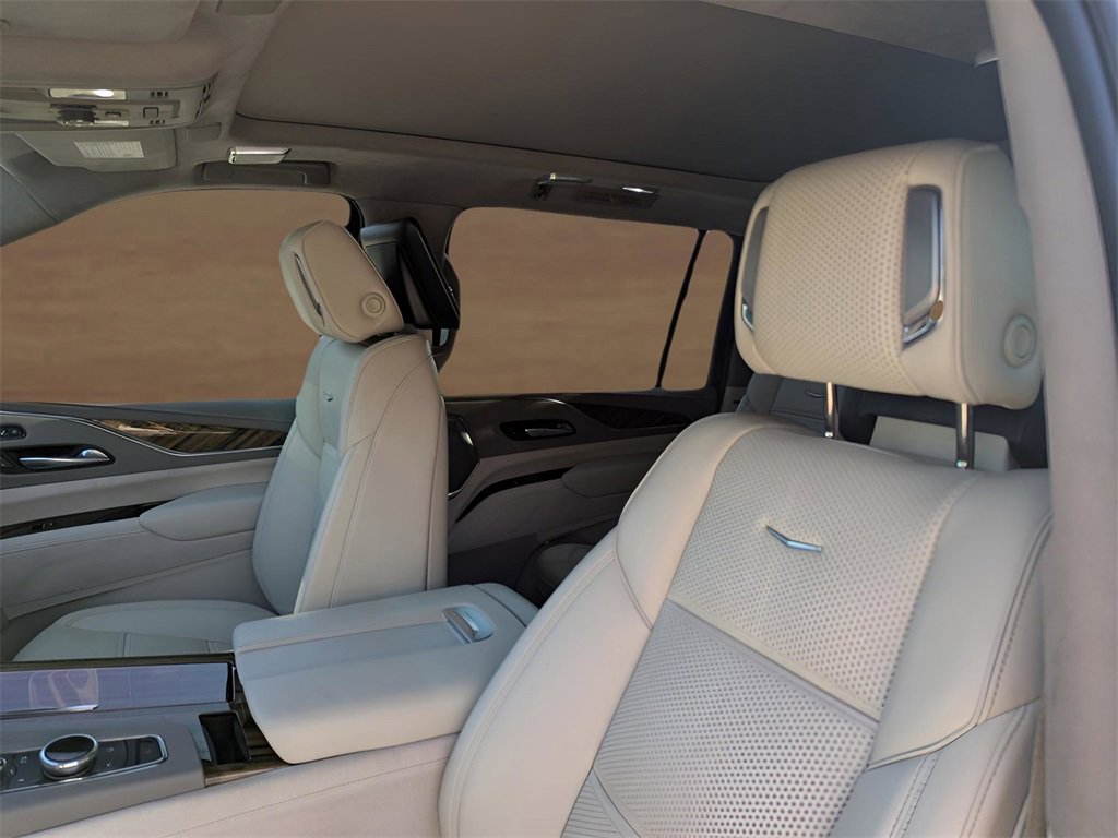 2023 Cadillac Escalade ESV Sport Platinum photo 10