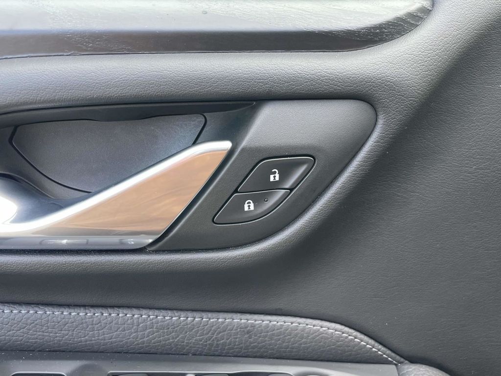 2021 Gmc Yukon Denali photo 19