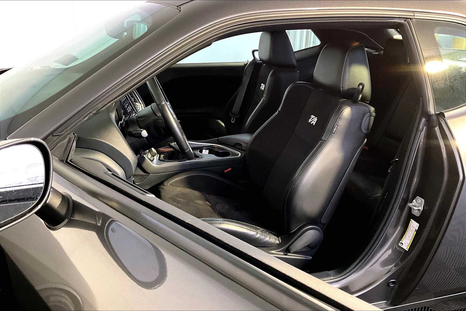 2018 Dodge Challenger T/A 392 photo 8