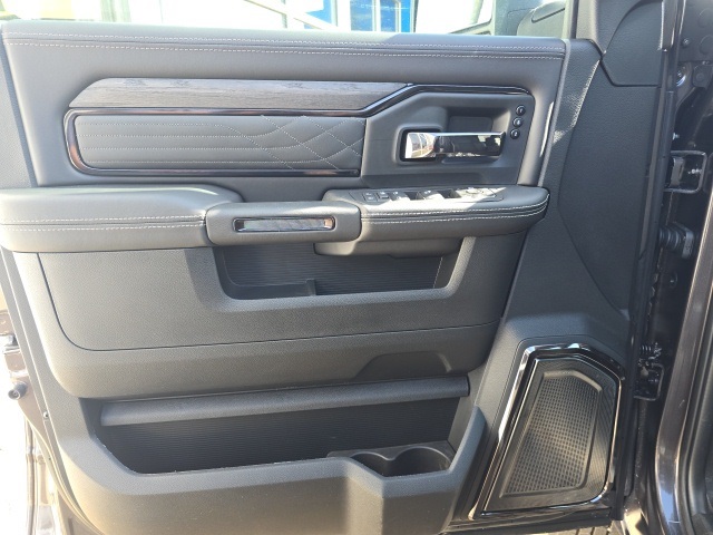 2026 Ram 3500 Limited photo 14