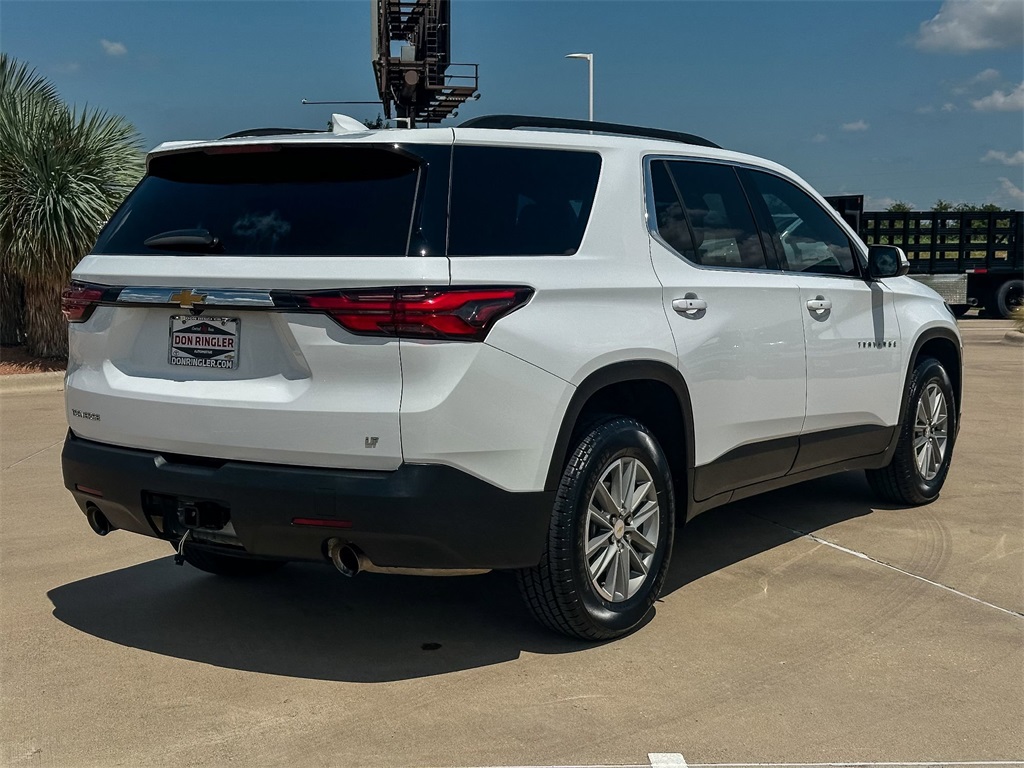 2023 Chevrolet Traverse Cloth photo 3