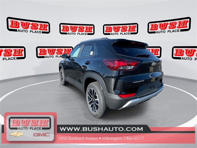 2026 Chevrolet Trailblazer LT photo 3