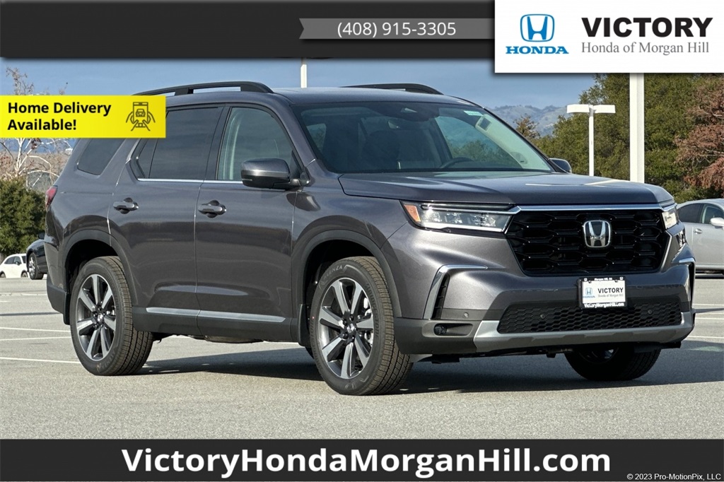 2025 Honda Pilot Touring's photo