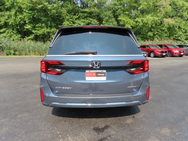 2026 Honda Odyssey Touring photo 5