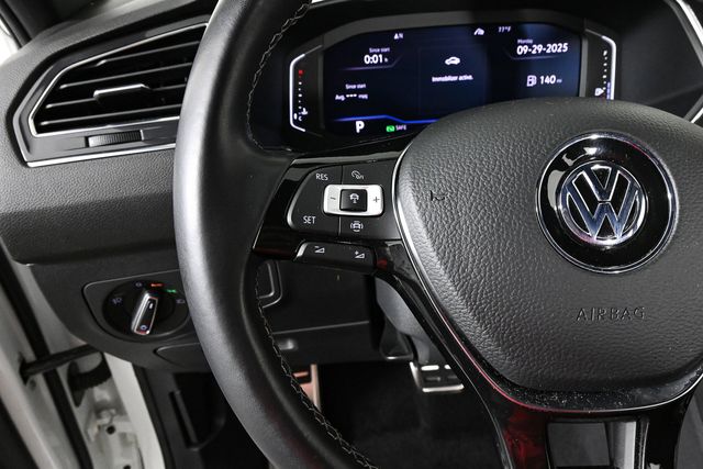 2019 Volkswagen Tiguan SEL Premium R-Line photo 9