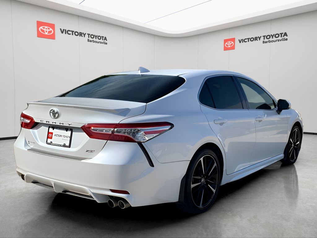 2020 Toyota Camry XSE photo 3