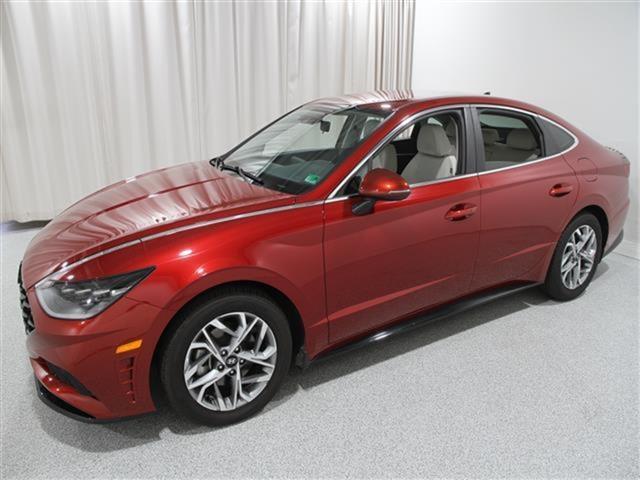2023 Hyundai Sonata SEL photo 3