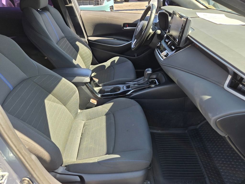 2022 Toyota Corolla SE photo 14