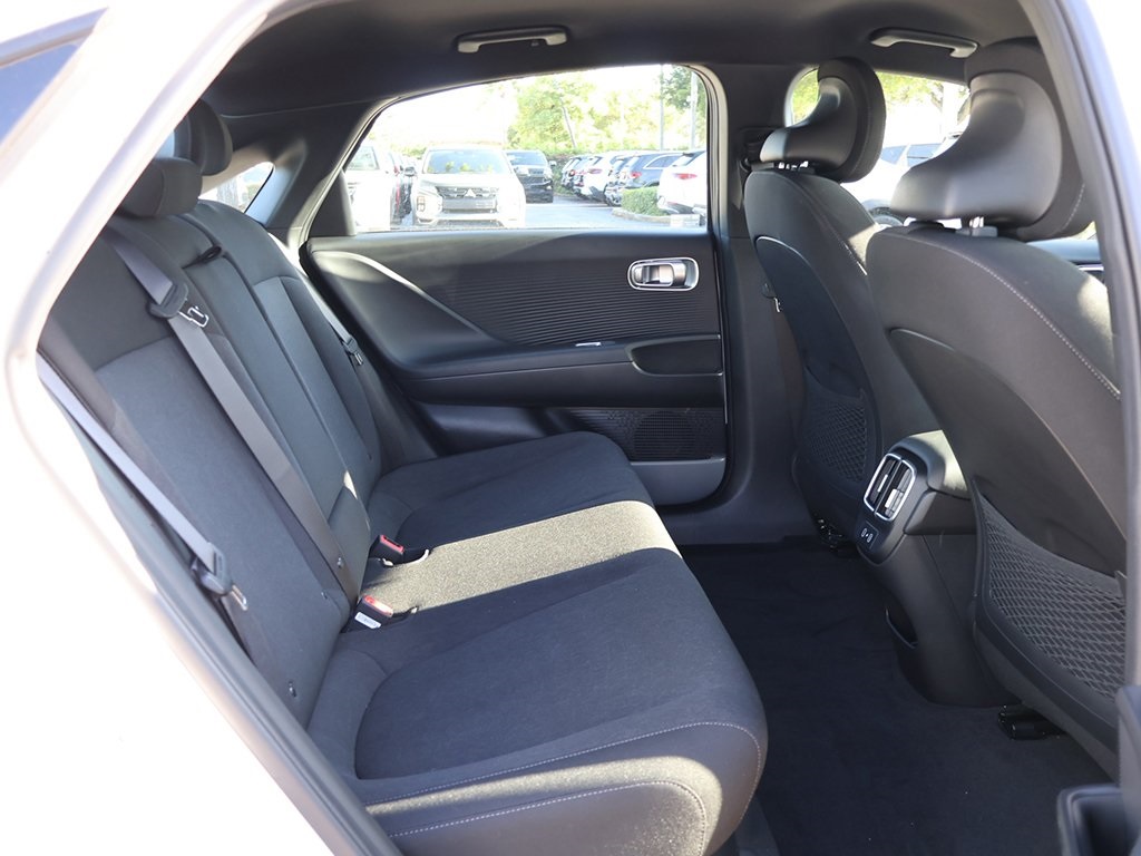 2023 Hyundai Ioniq 6 SE Standard Range photo 35