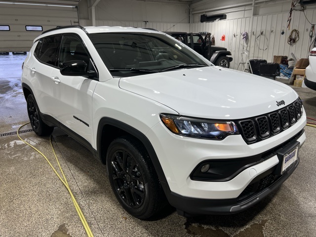 2026 Jeep Compass Altitude's photo