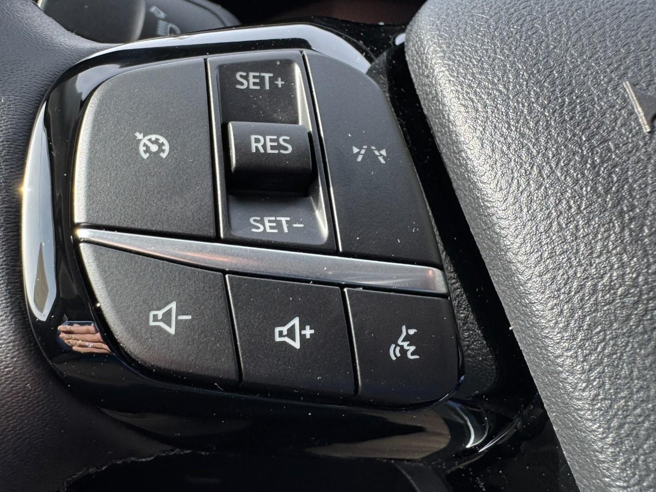 2025 Ford Escape Active photo 10