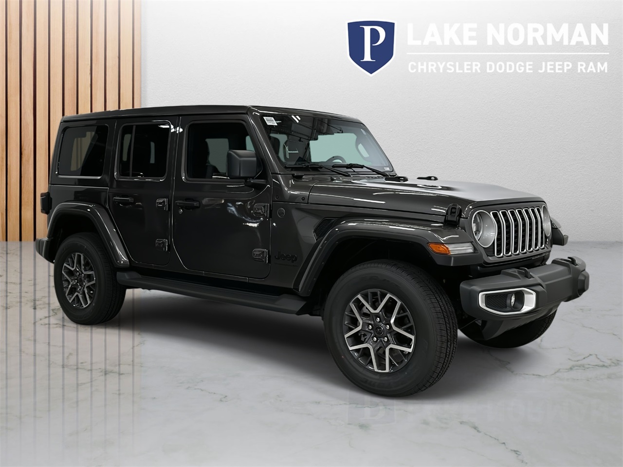 2025 Jeep Wrangler Sahara photo 2