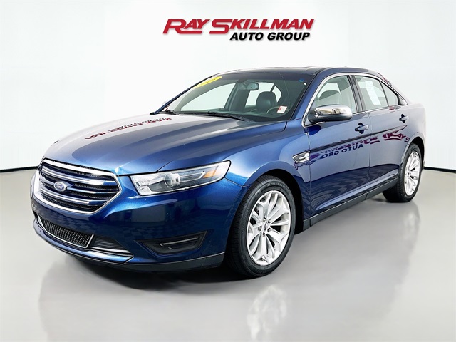 2016 Ford Taurus Limited photo 3