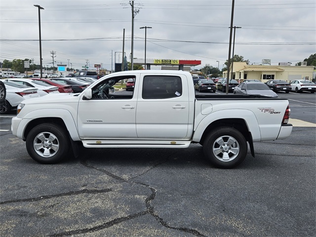 2009 Toyota Tacoma PreRunner photo 4