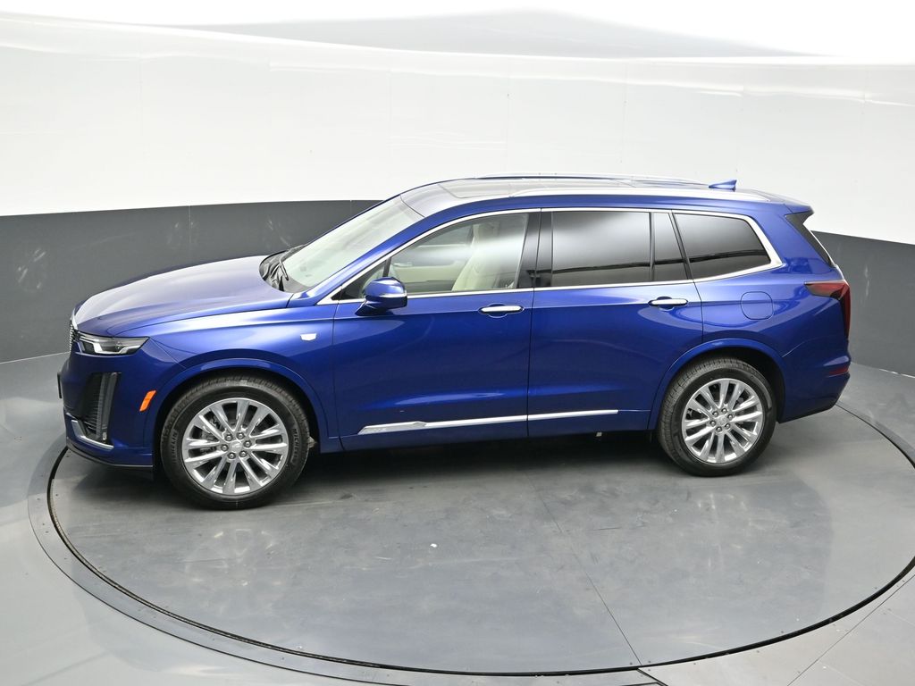 2025 Cadillac XT6 Premium Luxury photo 17