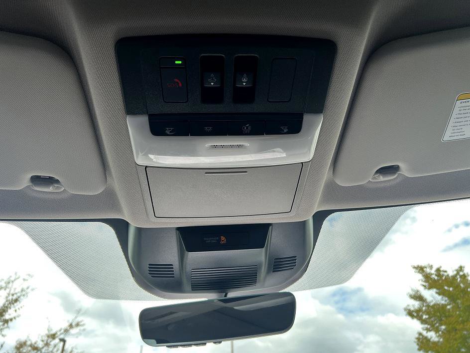 2022 Nissan Rogue Platinum photo 24