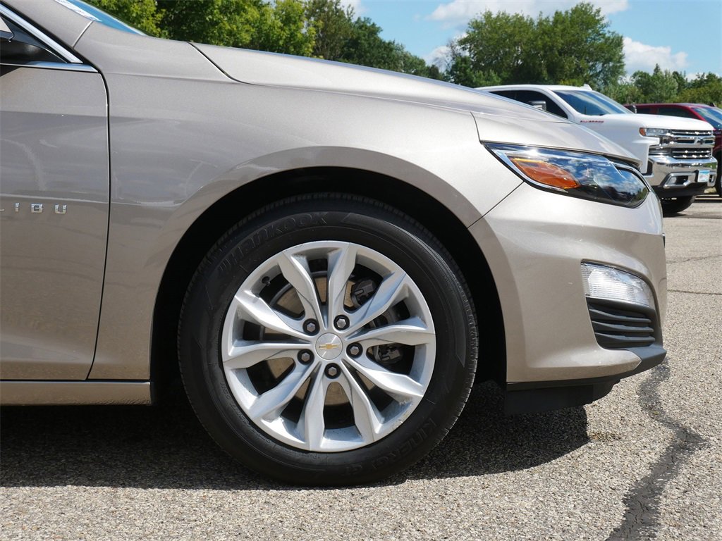 2025 Chevrolet Malibu 1LT photo 9