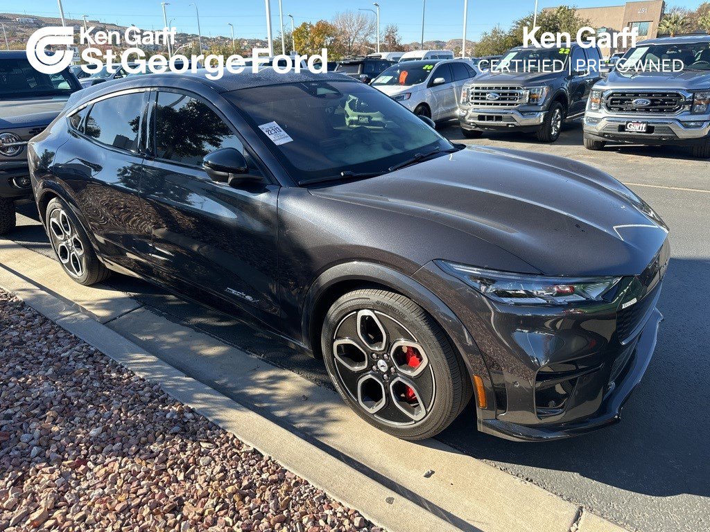 2022 Ford Mustang Mach-E GT AWD's photo