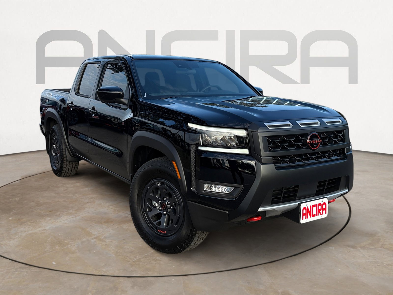 2026 Nissan Frontier PRO-X photo 4