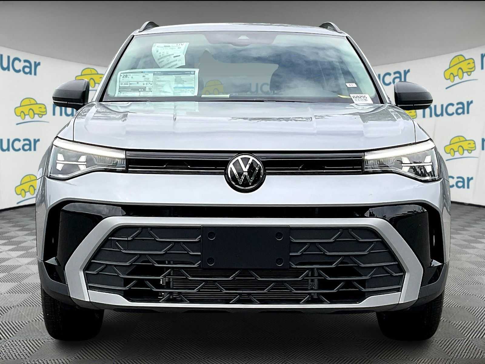 2025 Volkswagen Taos S photo 2
