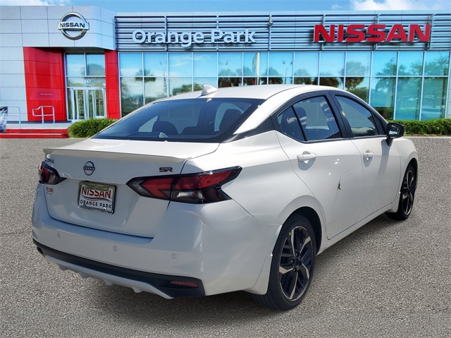 2025 Nissan Versa SR photo 2