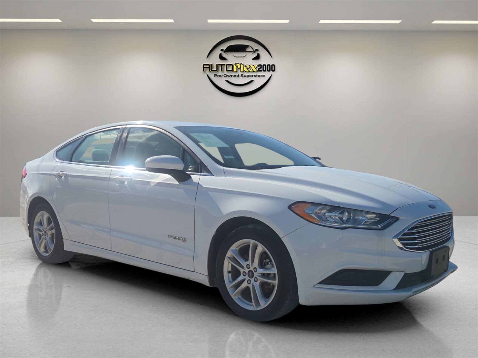 2018 Ford Fusion Hybrid S's photo