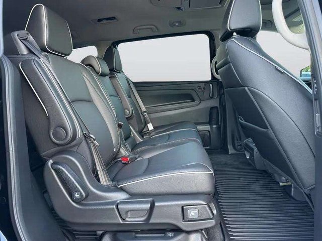 2025 Honda Odyssey Touring photo 36
