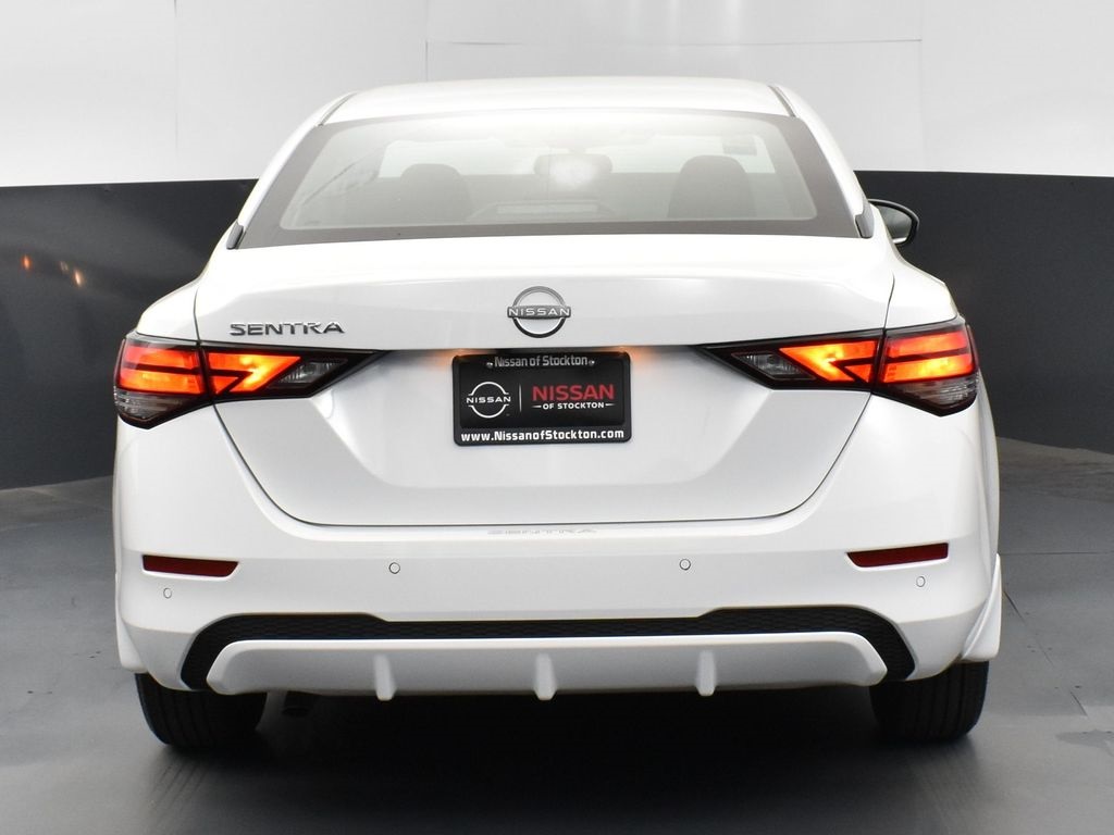2025 Nissan Sentra S photo 2