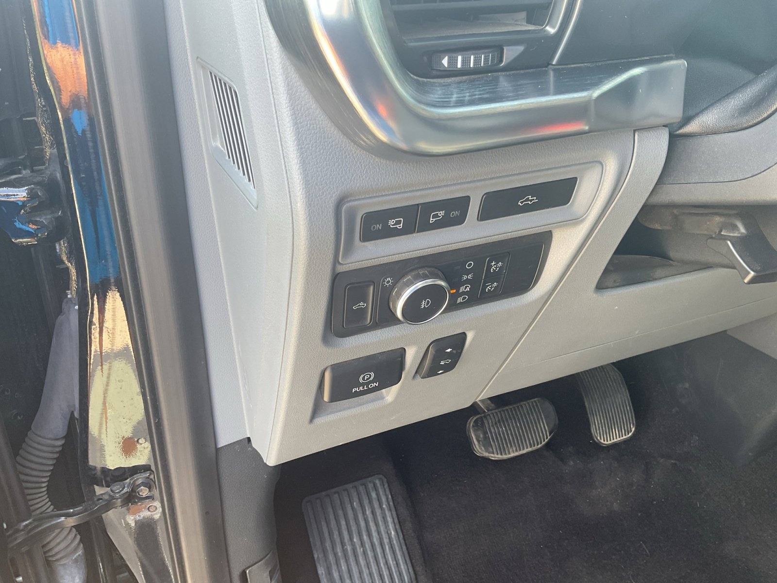 2021 Ford F-150 Lariat photo 27