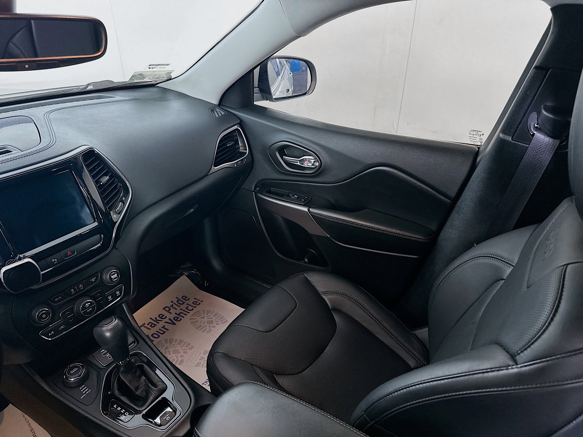 2019 Jeep Cherokee Limited photo 23