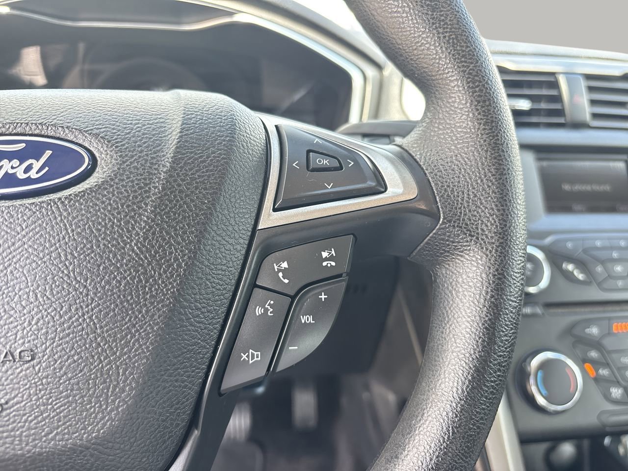 2018 Ford Fusion Hybrid S photo 26