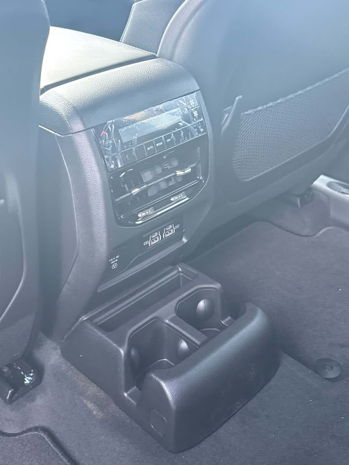 2025 Jeep Grand Cherokee Limited photo 13
