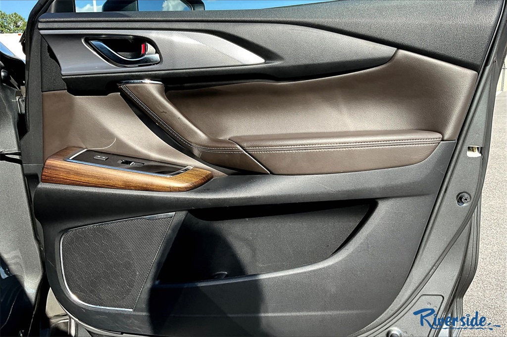 2021 Mazda CX-9 Signature photo 26