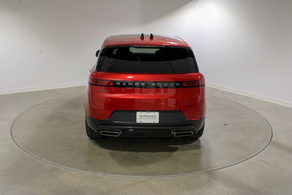 2025 Land Rover Range Rover Sport SE photo 4