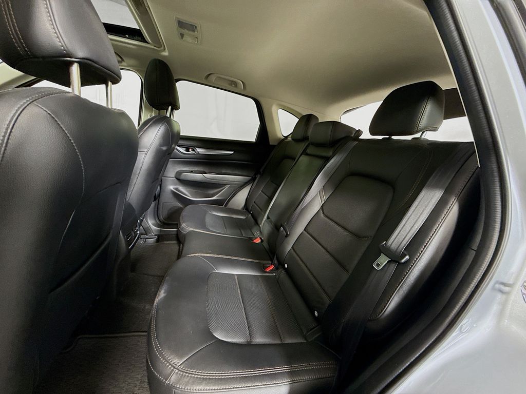 2022 Mazda CX-5 2.5 S Preferred photo 21