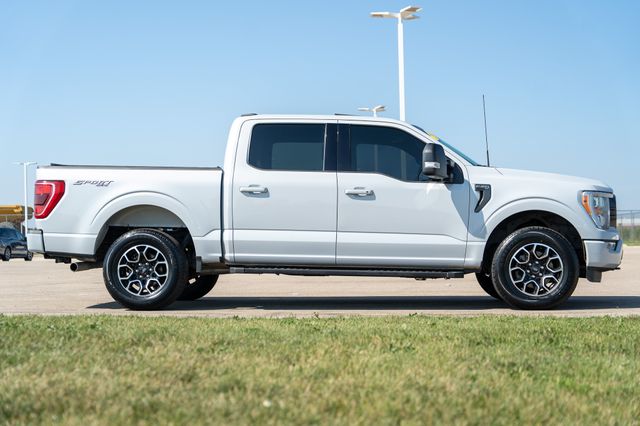 2021 Ford F-150 XLT photo 8