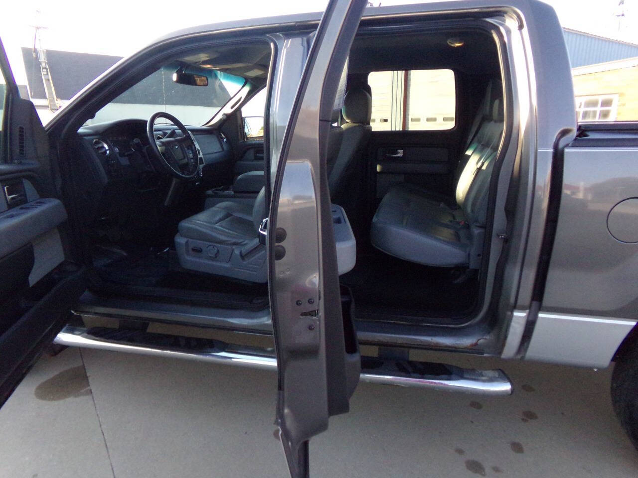 2014 Ford F-150 XLT photo 9