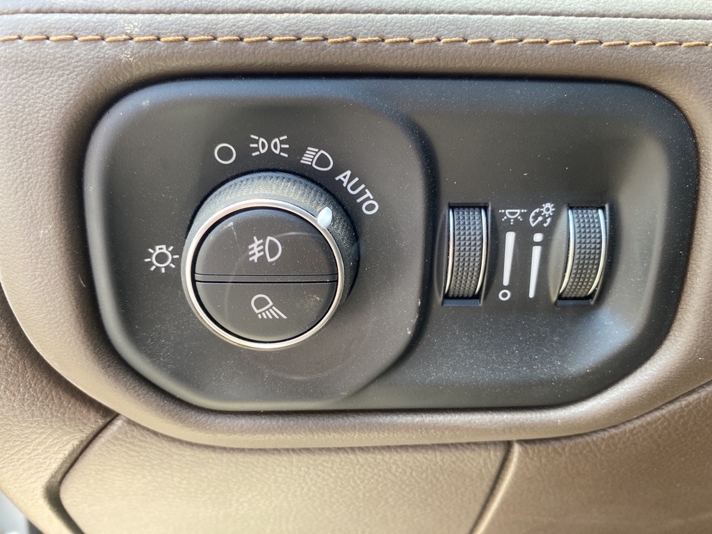 2025 Ram 2500 Limited Longhorn photo 20