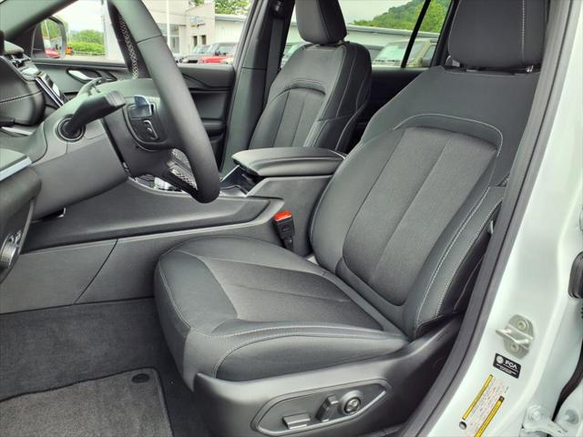 2025 Jeep Grand Cherokee Laredo photo 4